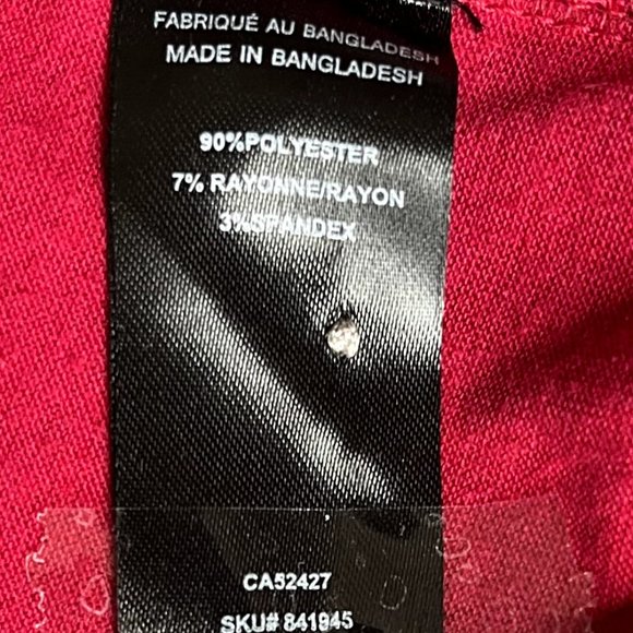 Lily Morgan, dressy red top with button accents - Picture 4 of 5